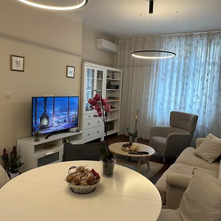 Apartman Sofo House *